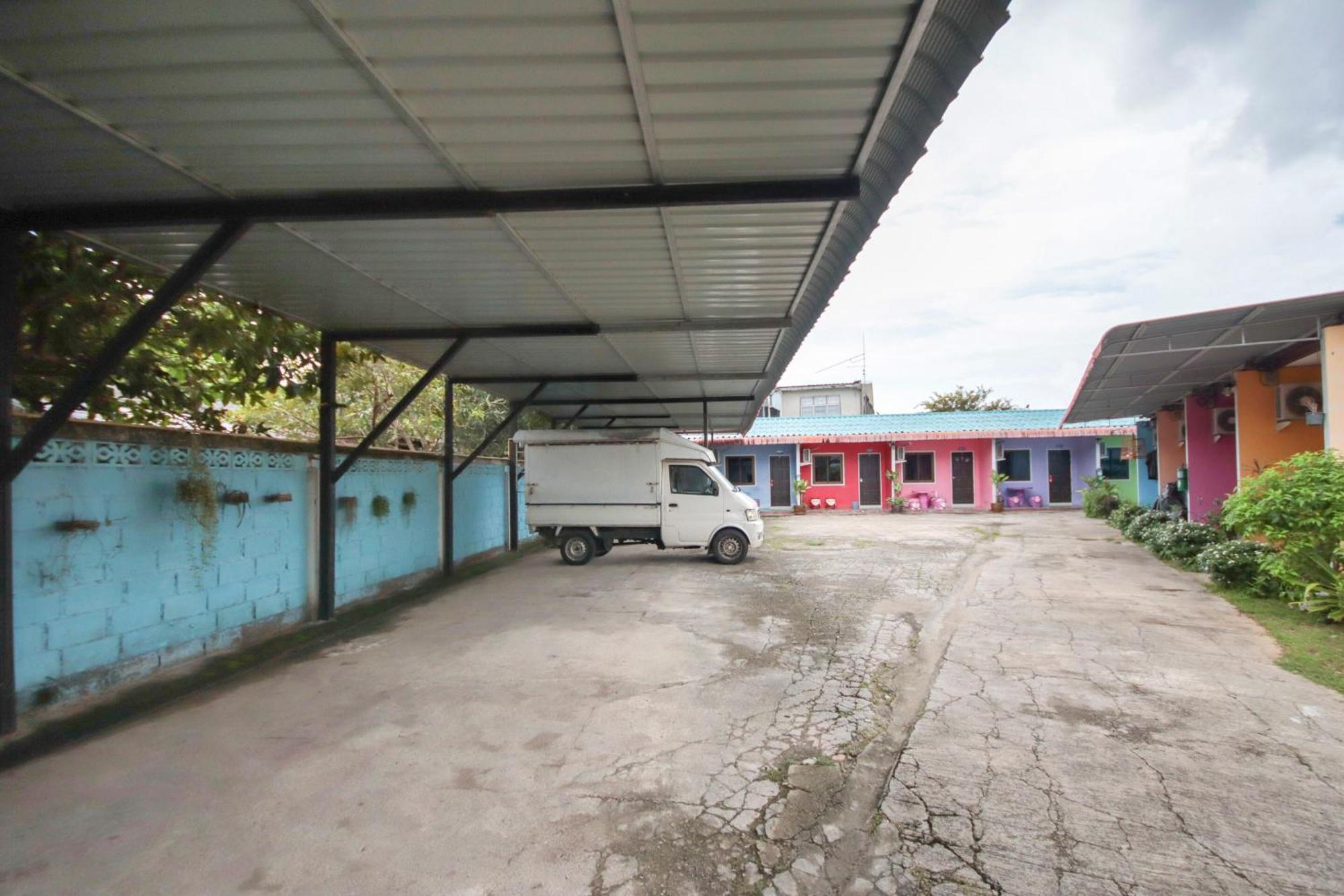 Oyo 682 Fishering Home Krabi town Екстериор снимка