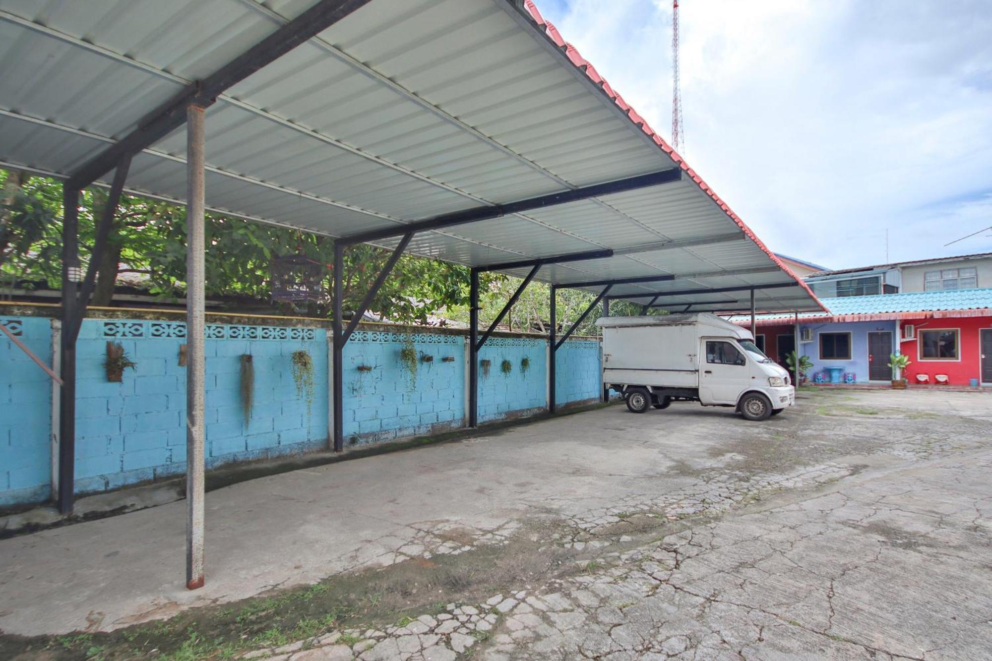 Oyo 682 Fishering Home Krabi town Екстериор снимка
