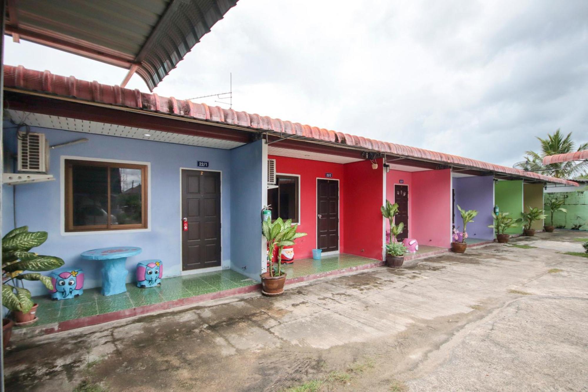 Oyo 682 Fishering Home Krabi town Екстериор снимка