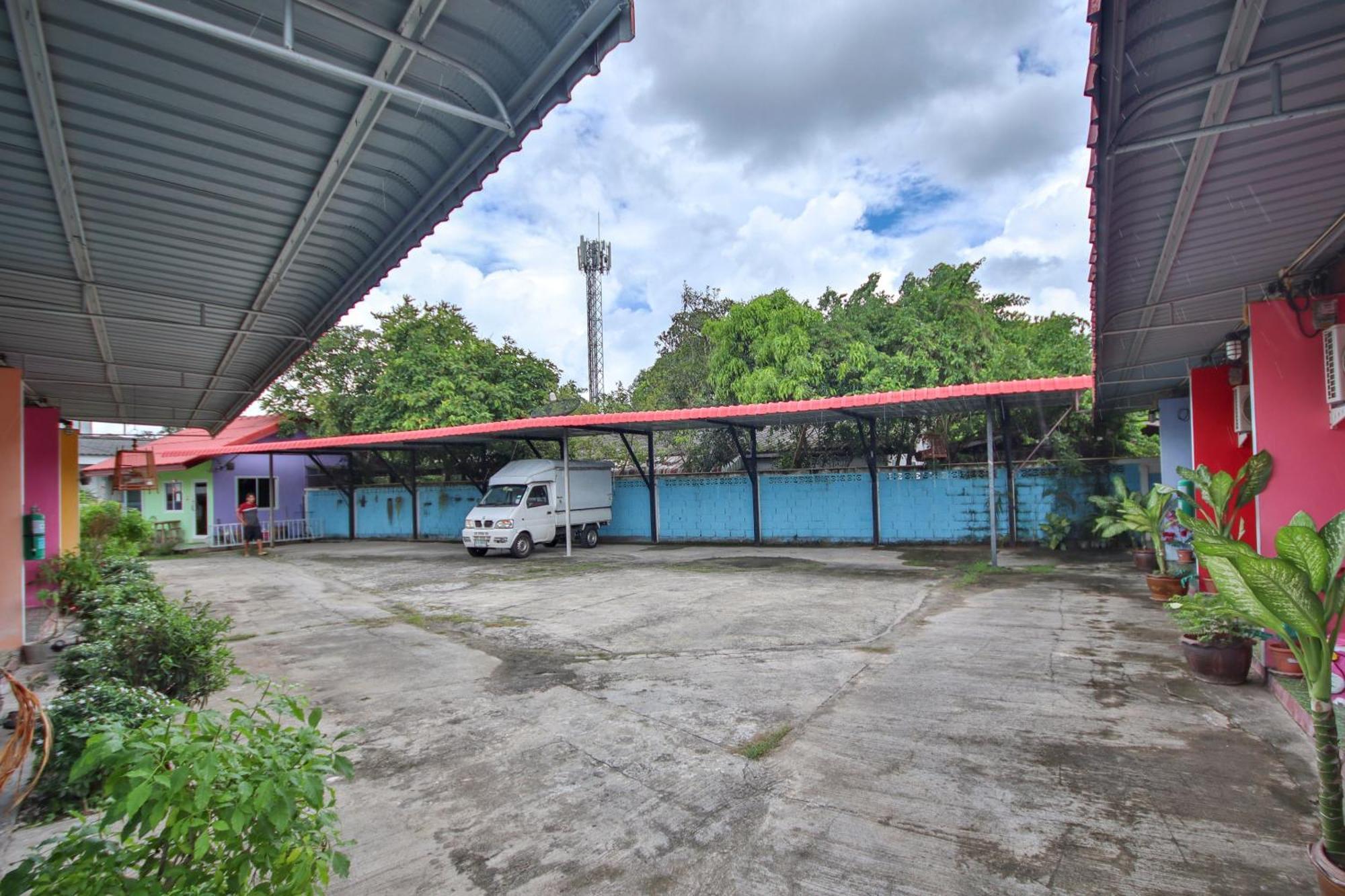 Oyo 682 Fishering Home Krabi town Екстериор снимка